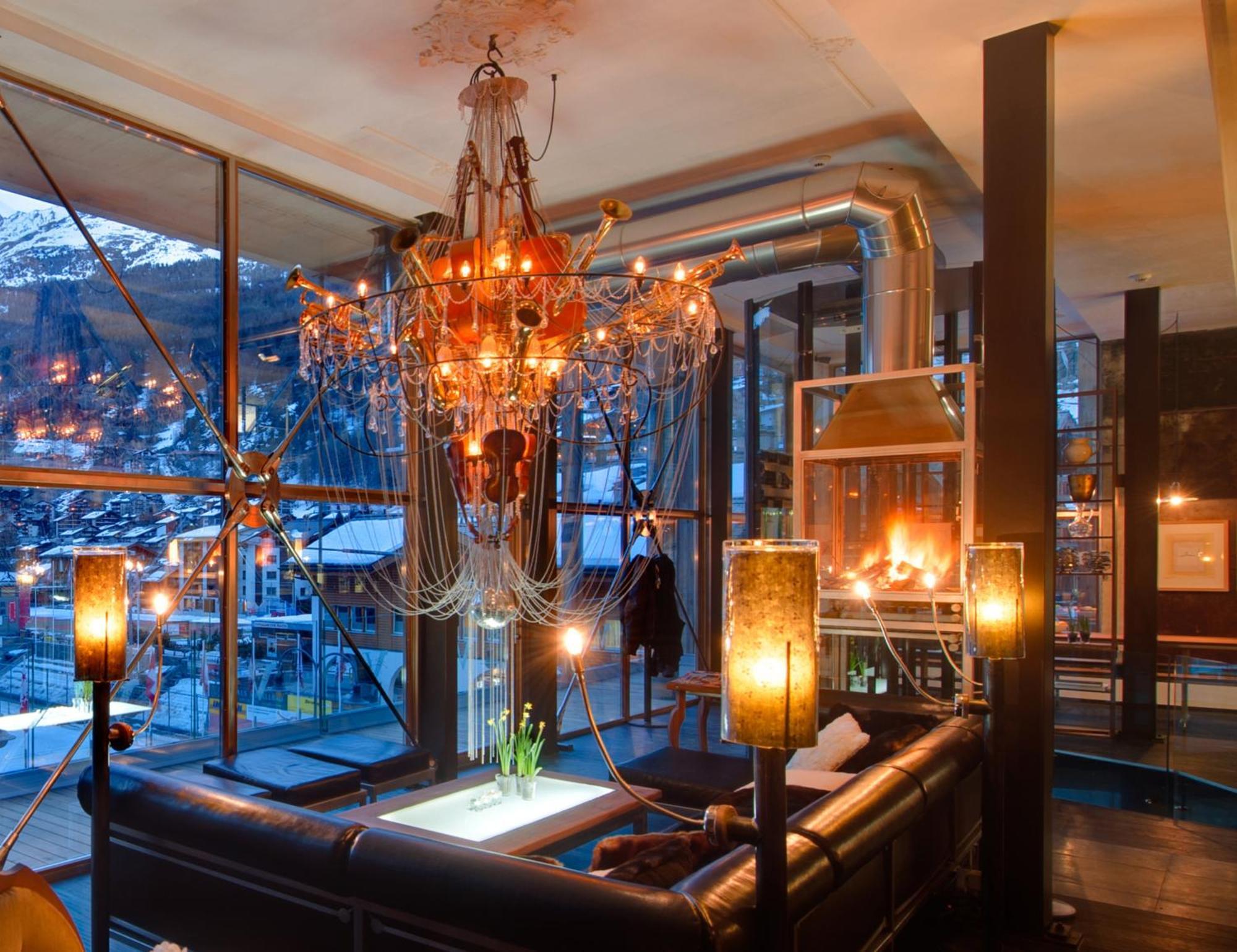 Backstage Hotel Serviced Apartments Zermatt Bagian luar foto