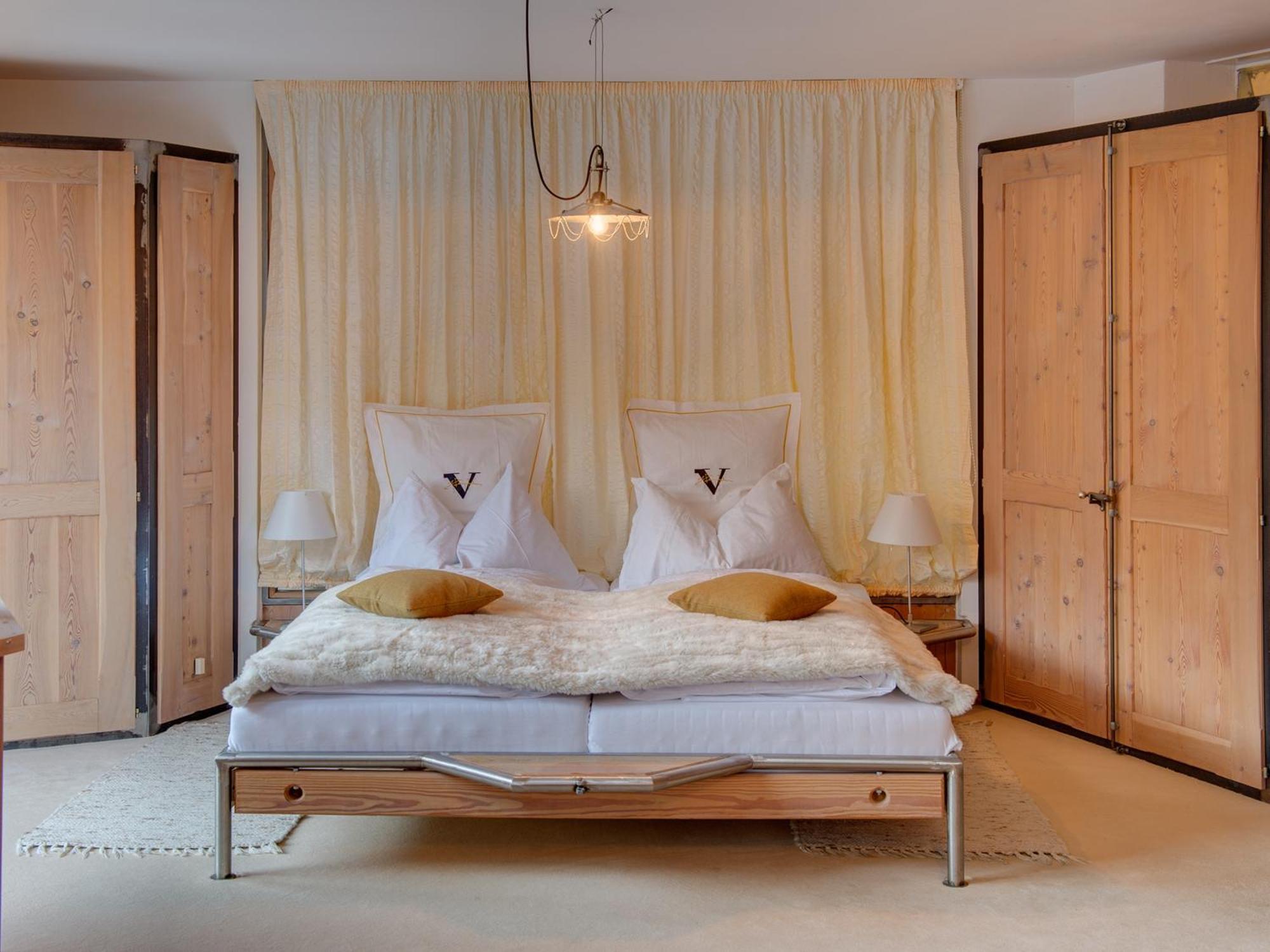 Backstage Hotel Serviced Apartments Zermatt Bagian luar foto