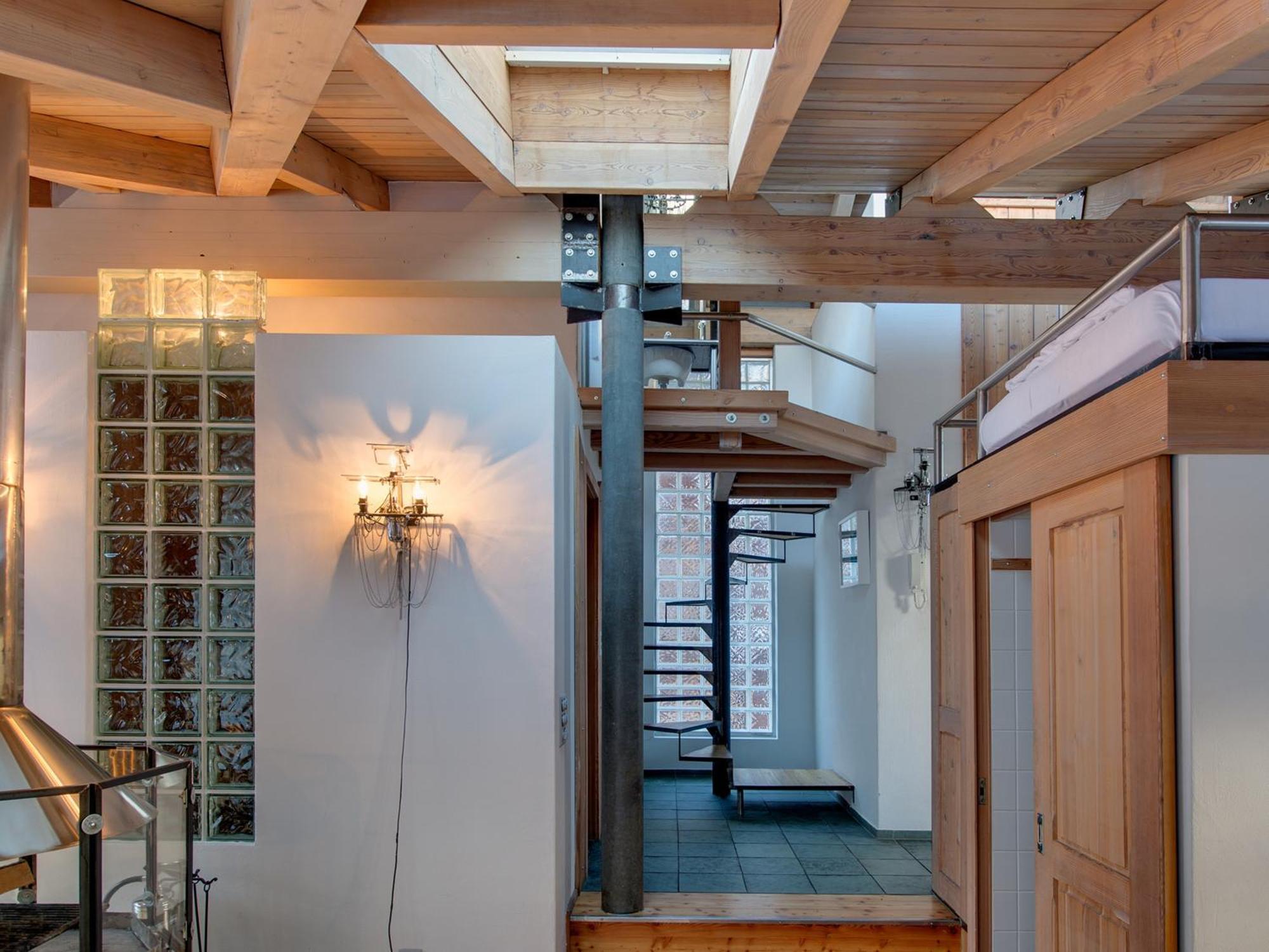 Backstage Hotel Serviced Apartments Zermatt Bagian luar foto