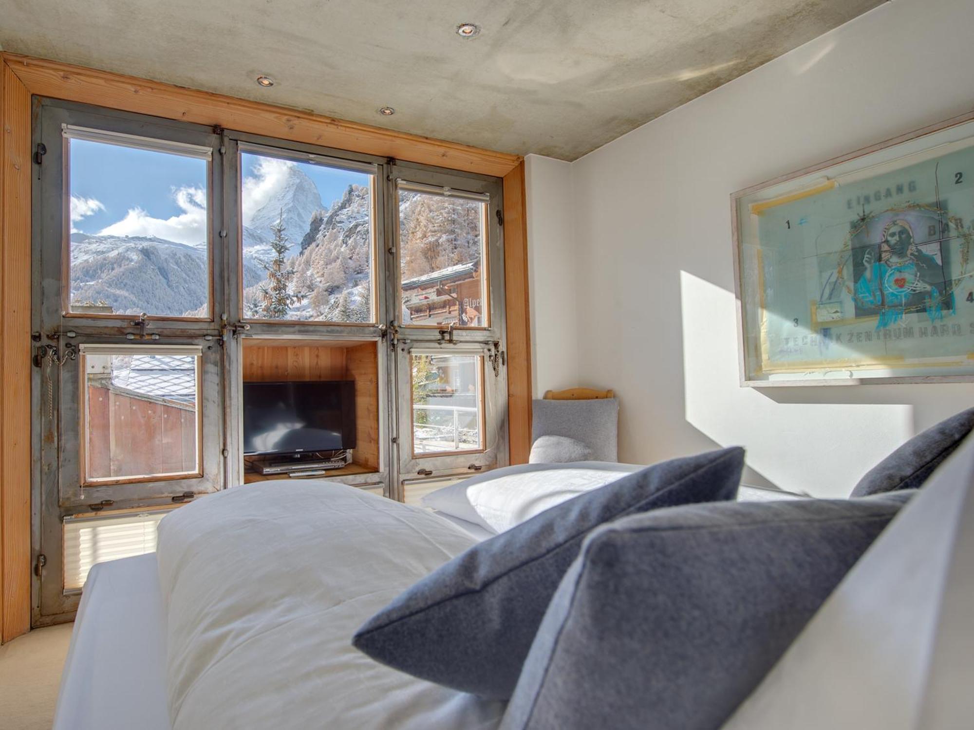 Backstage Hotel Serviced Apartments Zermatt Bagian luar foto
