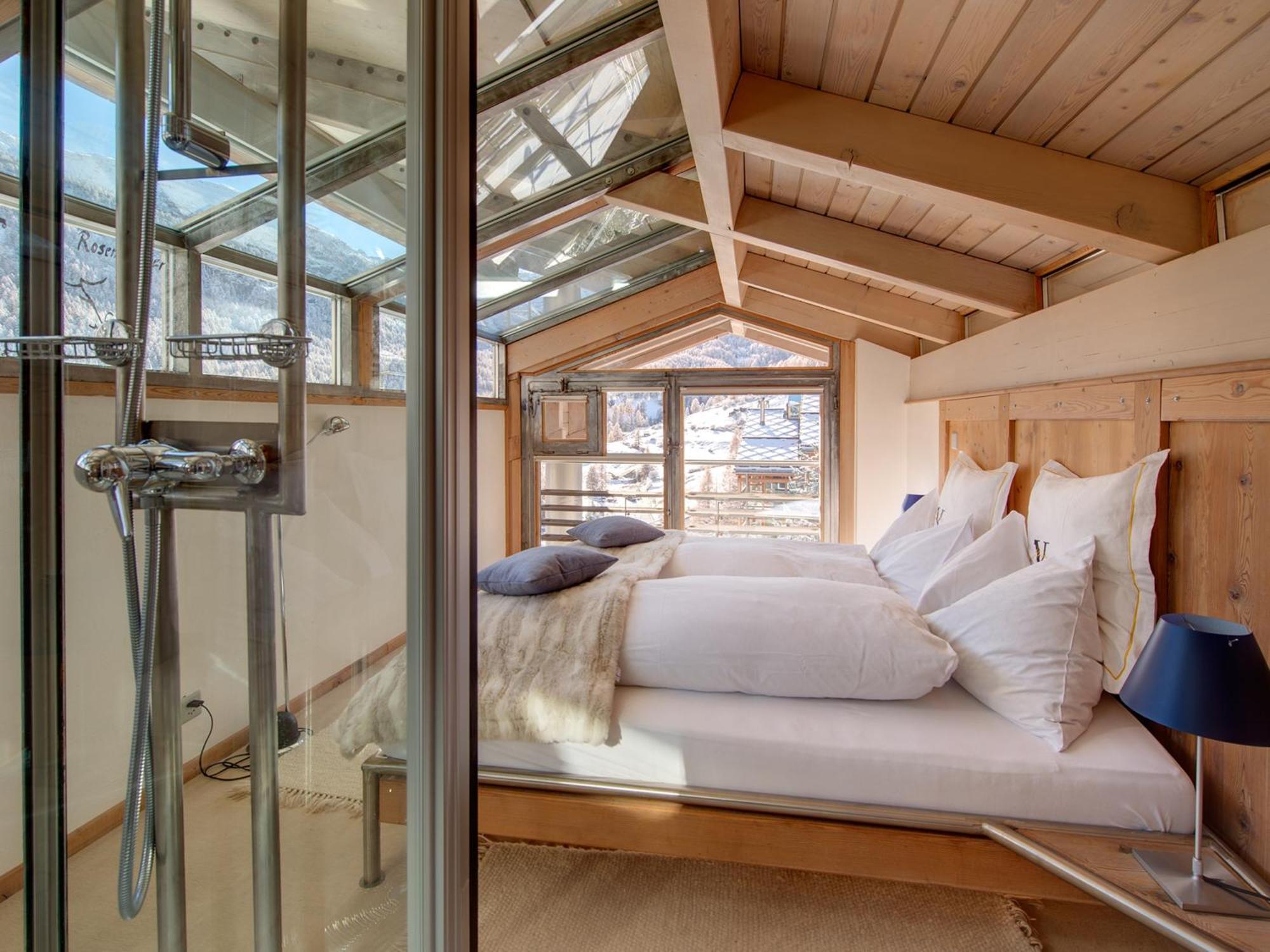 Backstage Hotel Serviced Apartments Zermatt Bagian luar foto